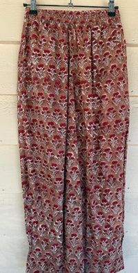 Flora Pleated Pants