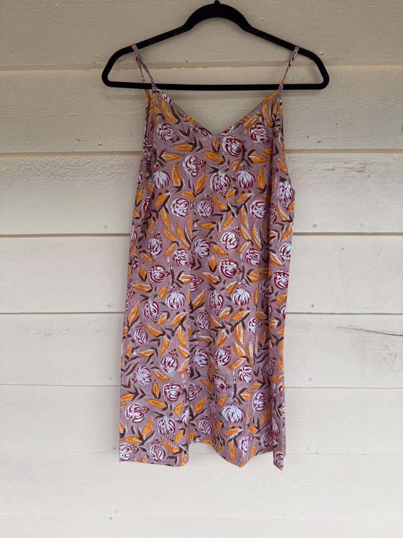 Devi Mini Slip