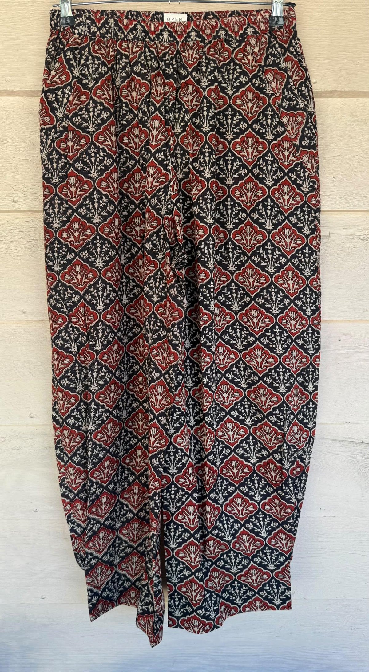 Flora Pleated Pants