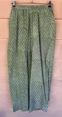 Flora Pleated Pants